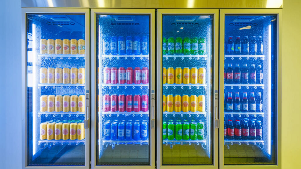 Best Cold Drink Vending Machines with Fast Cooling Features